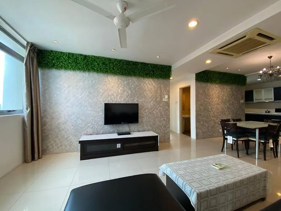 Spacious 3R,2R,Studio 5Min Walk To Time Square,Lalaport, Pool,Gym,Wifi Lägenhet Kuala Lumpur